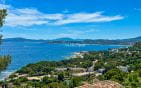 VILLA VUE MER PANORAMIQUE SUR LE GOLFE DE SAINT-TROPEZ, AVEC UN BON POTENTIEL, SITUÉE AUX ISSAMBRES Min 1